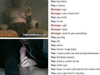 Geile Mutter fingert sich vor der Webcam