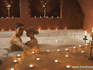 Er weiss wie es so richtig anfühlt arschgefickt zu werden