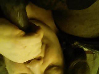 Reife Hausfrau und ihr schwarzer Sklave