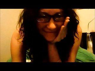 Mum masturbiert nebenbei was das Zeug hält